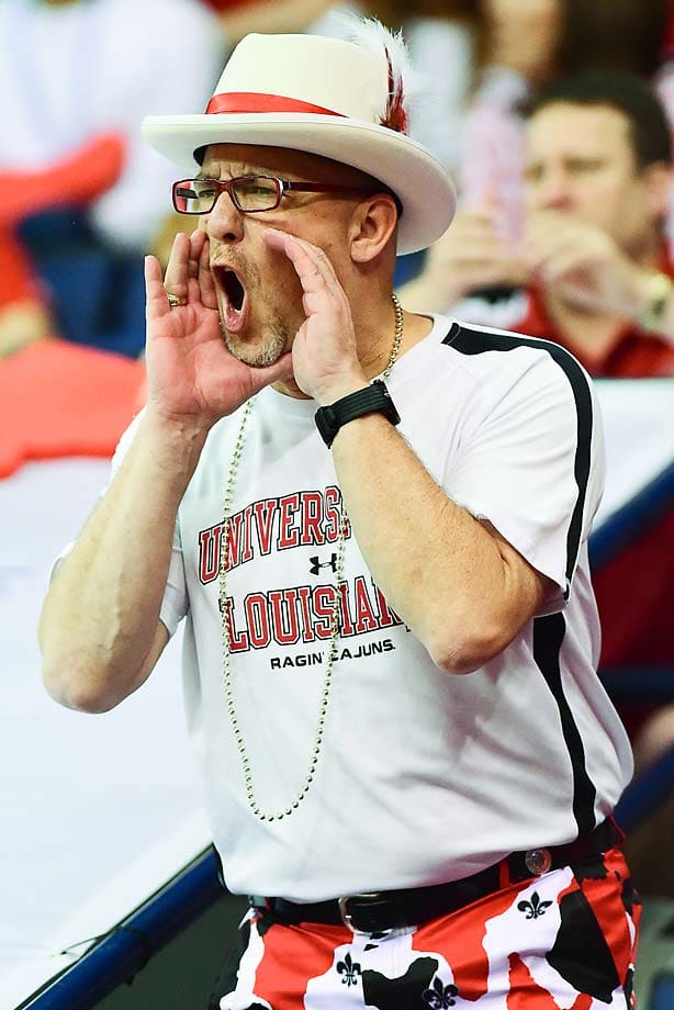 Louisville-fans-2.jpg